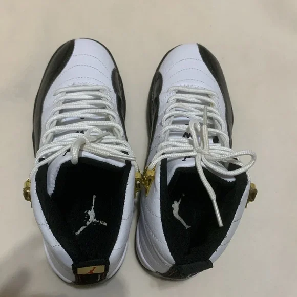 AIR JORDAN 12 “TAXI”